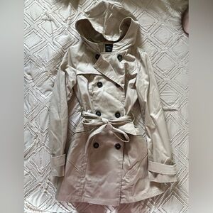 Ann Taylor Hooded Double-Breasted Trench Coat in Light Beige